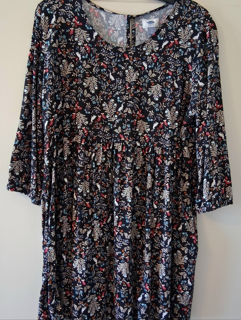 Old Navy Women's Black Floral/Bunny Print Dress Size L Round Neck